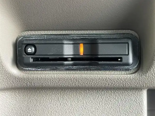 ホンダ Ｎ ＢＯＸ JOY ターボ 群馬県 2024(令6)年 0.9万km フィヨルドミストパール ワンオーナー/純正9インチナビ/（CD/DVD/SD/MSV/Bluetooth/AppleCarPlay）/フルセグテレビ/バックカメラ/ホンダセンシング/・衝突軽減ブレーキ/・歩行者事故低減ステアリング/・路外逸脱抑制機能/・渋滞追従機能付アダプティブクルーズコントロール/・車線維持支援システム/・誤発進抑制機能/・近距離衝突軽減ブレーキ/・先行車発進お知らせ機能/・標識認識機能/・オートハイビーム/・後方誤発進抑制機能/・パーキングセンサーシステム/両側パワースライドドア/LEDヘッドランプ/ブラックルーフ/ブラックドアミラー/ハーフレザーシート/シートヒーター/ETC/プッシュスタート/ドライブレコーダー/リアヒーターダクト/シートバックテーブル/アームレスト/保証書/取扱説明書/スペアキー