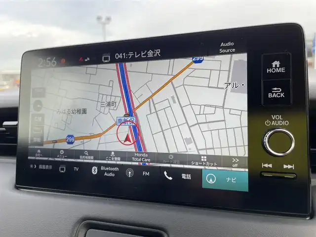 ホンダ ヴェゼル ハイブリッド e:HEV Z 石川県 2025(令7)年 0.1千km パール 登録済未使用車/4WD/純正9型ナビ/フルセグTV/バックカメラ/LEDヘッドライト/パワーバックドア/ホンダセンシング/レーダークルーズ/ETC2.0車載器/ワイヤレス充電器/フロントグリル(ベルリナブラック)/ハーフレザーシート/シートヒーター/スマートキー/プッシュスタート/保証書