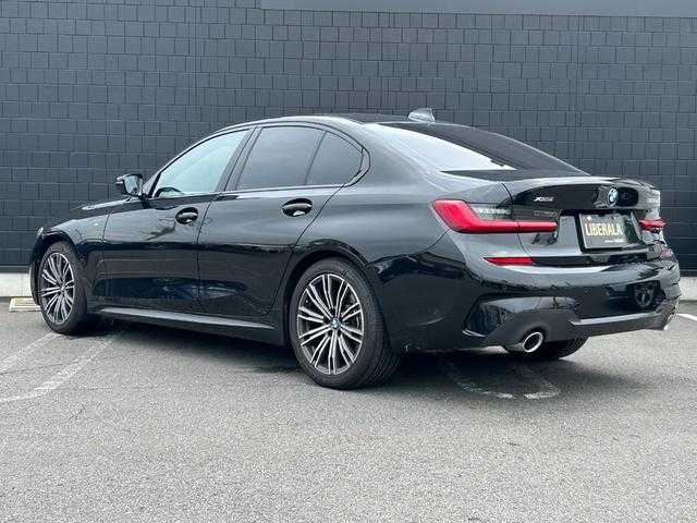 ＢＭＷ ３２０ｄ xDrive Mスポーツ 埼玉県 2019(令1)年 4万km 黒Ｍ 黒革シート/純正HDDナビ/(Bluetooth/USB/CD/DVD)/コンフォートＰＫＧ/ＡＣＣ/バックカメラ/純正ＥＴＣ/電動リアゲート/シートヒーター/オートマチックハイビーム