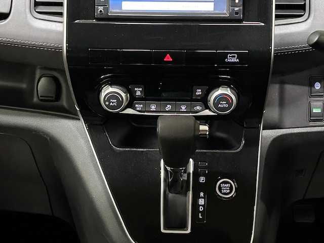 日産 セレナ ハイウェイスター V 道央・札幌 2020(令2)年 3.1万km ダークメタルグレー 【2509043162】/４ＷＤ　/純正ワイドナビ　/アラウンドビューモニター/後席モニター　/両側電動スライドドア　/レーダークルーズ　/前席シートヒーター　/ハンドルヒーター　/ＬＥＤヘッドライト　/純正１５インチアルミホイール