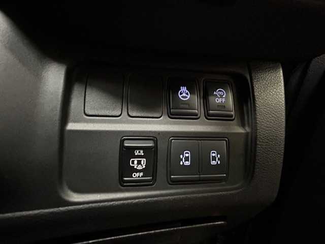 日産 セレナ ハイウェイスター V 道央・札幌 2020(令2)年 3.1万km ダークメタルグレー 【2509043162】/４ＷＤ　/純正ワイドナビ　/アラウンドビューモニター/後席モニター　/両側電動スライドドア　/レーダークルーズ　/前席シートヒーター　/ハンドルヒーター　/ＬＥＤヘッドライト　/純正１５インチアルミホイール