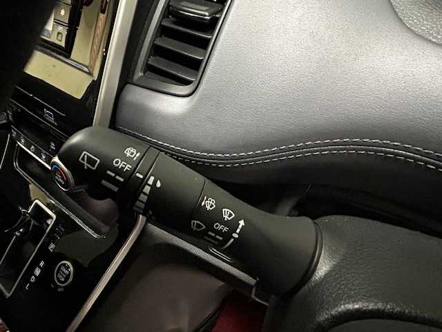 日産 セレナ ハイウェイスター V 道央・札幌 2020(令2)年 3.1万km ダークメタルグレー 【2509043162】/４ＷＤ　/純正ワイドナビ　/アラウンドビューモニター/後席モニター　/両側電動スライドドア　/レーダークルーズ　/前席シートヒーター　/ハンドルヒーター　/ＬＥＤヘッドライト　/純正１５インチアルミホイール