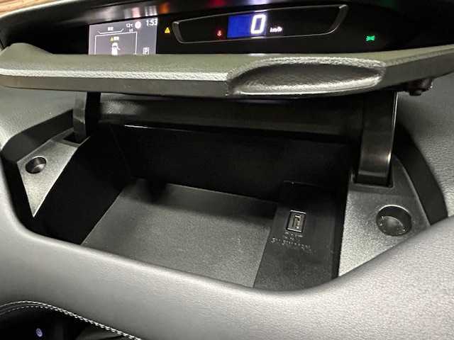 日産 セレナ ハイウェイスター V 道央・札幌 2020(令2)年 3.1万km ダークメタルグレー 【2509043162】/４ＷＤ　/純正ワイドナビ　/アラウンドビューモニター/後席モニター　/両側電動スライドドア　/レーダークルーズ　/前席シートヒーター　/ハンドルヒーター　/ＬＥＤヘッドライト　/純正１５インチアルミホイール