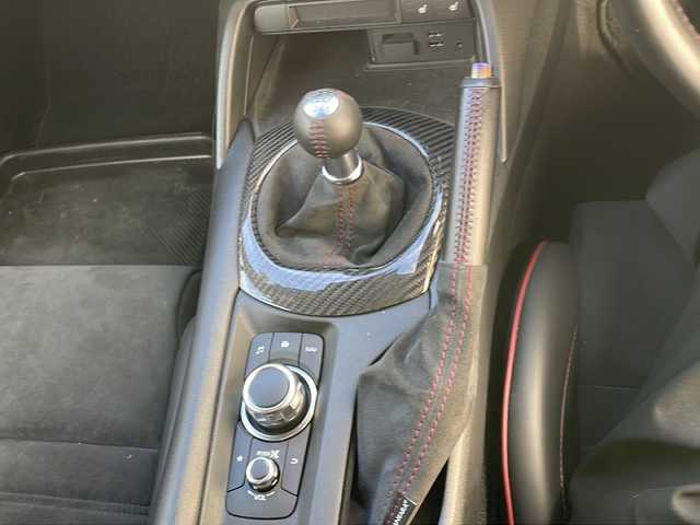 マツダ ロードスター RS 東京都 2018(平30)年 1.7万km スノーフレイクホワイトパールマイカ ワンオーナー/純正SDナビ/【Bluetooth/DVD/フルセグTV】/●車高調　Rマジック/●コンピューター　Rマジック/●マフラー　アミューズチタン/●強化タイロット　オートエクゼ/●タワーバー　オートエクゼ/●ホイールクーラー　セトラブ/●ホイール　C28/ETC/クルーズコントロール/ブラインドスポットモニター/車線逸脱警報装置/クリアランスソナー/D/N席シートヒーター/プッシュスタート/スマートキー×２/LEDオートライト/ハーフレザーシート