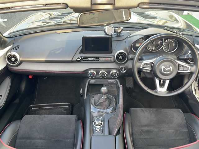 マツダ ロードスター RS 東京都 2018(平30)年 1.7万km スノーフレイクホワイトパールマイカ ワンオーナー/純正SDナビ/【Bluetooth/DVD/フルセグTV】/●車高調　Rマジック/●コンピューター　Rマジック/●マフラー　アミューズチタン/●強化タイロット　オートエクゼ/●タワーバー　オートエクゼ/●ホイールクーラー　セトラブ/●ホイール　C28/ETC/クルーズコントロール/ブラインドスポットモニター/車線逸脱警報装置/クリアランスソナー/D/N席シートヒーター/プッシュスタート/スマートキー×２/LEDオートライト/ハーフレザーシート