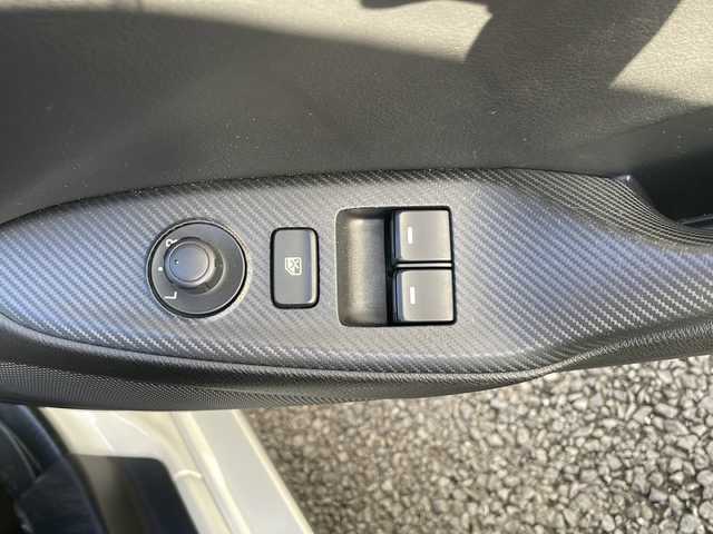 マツダ ロードスター RS 東京都 2018(平30)年 1.7万km スノーフレイクホワイトパールマイカ ワンオーナー/純正SDナビ/【Bluetooth/DVD/フルセグTV】/●車高調　Rマジック/●コンピューター　Rマジック/●マフラー　アミューズチタン/●強化タイロット　オートエクゼ/●タワーバー　オートエクゼ/●ホイールクーラー　セトラブ/●ホイール　C28/ETC/クルーズコントロール/ブラインドスポットモニター/車線逸脱警報装置/クリアランスソナー/D/N席シートヒーター/プッシュスタート/スマートキー×２/LEDオートライト/ハーフレザーシート