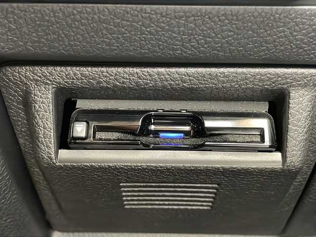 スバル ＷＲＸ Ｓ４ 2．0GT‐S アイサイト 千葉県 2016(平28)年 3万km アイスシルバーメタリック 4WD/純正メモリナビ/TV/Bluetooth/CD/DVD/レーダークルーズコントロール/衝突被害軽減ブレーキ/レーンキープアシスト/前席パワーシート/レザーシート/前席シートヒーター/コーナーセンサー/ドライブレコーダー/バックモニター/ビルトインETC/LEDヘッドライト/オートマチックハイビーム/横滑り防止装置/オートライト/レザーステアリング/ステアリングスイッチ