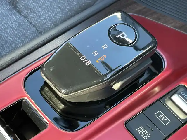 日産 オーラ G 山口県 2021(令3)年 1.4万km シルバー 純正ナビ/DVD/SD/BT/HDMI/ETC/デジタルインナーミラー/前後ドライブレコーダー/ステアリングスイッチ/セーフティーシールドスイッチ/オートライト/オートホールド/バックカメラ/全周囲カメラ/電動格納ミラー