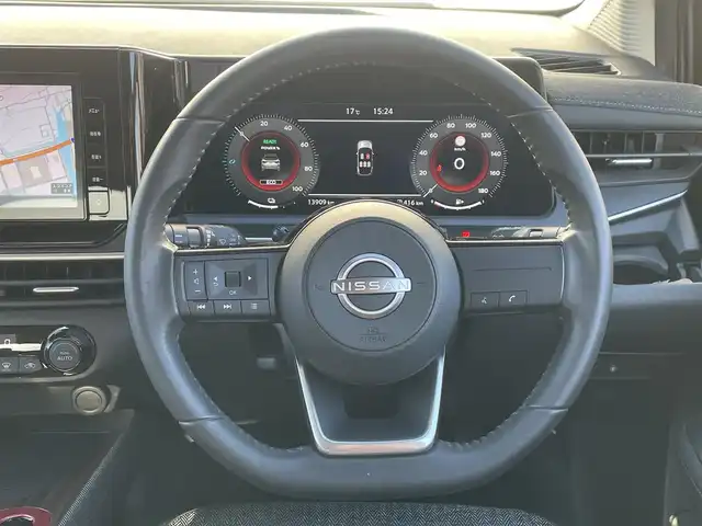 日産 オーラ G 山口県 2021(令3)年 1.4万km シルバー 純正ナビ/DVD/SD/BT/HDMI/ETC/デジタルインナーミラー/前後ドライブレコーダー/ステアリングスイッチ/セーフティーシールドスイッチ/オートライト/オートホールド/バックカメラ/全周囲カメラ/電動格納ミラー