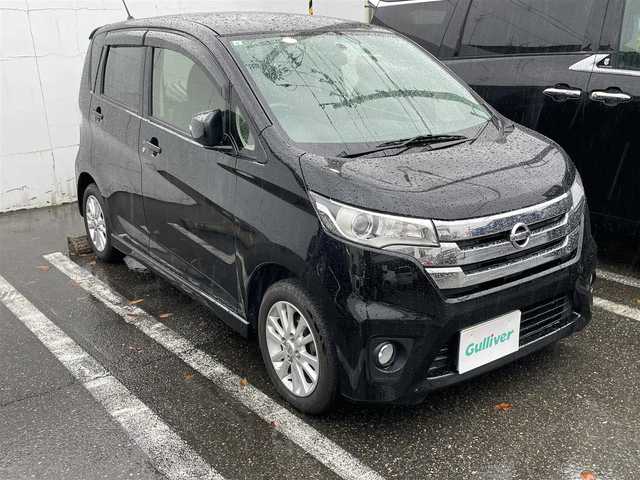 日産 デイズ ハイウェイスターJ 新潟県 2013(平25)年 3.2万km ブラック ワンオーナー/純正ホイール夏タイヤ装着/社外スタッドレスタイヤ装着/メモリナビ/フルセグテレビ/バックカメラ/ウィンカーミラー/ドアバイザー/プッシュスタート/ETC/電動格納ドアミラー