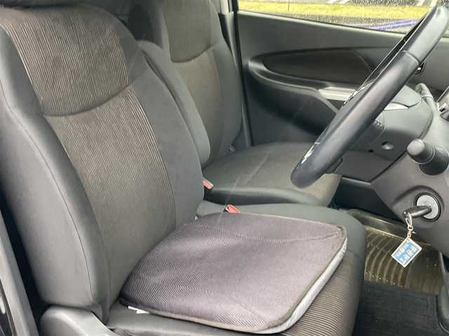 日産 デイズ ハイウェイスターJ 新潟県 2013(平25)年 3.2万km ブラック ワンオーナー/純正ホイール夏タイヤ装着/社外スタッドレスタイヤ装着/メモリナビ/フルセグテレビ/バックカメラ/ウィンカーミラー/ドアバイザー/プッシュスタート/ETC/電動格納ドアミラー