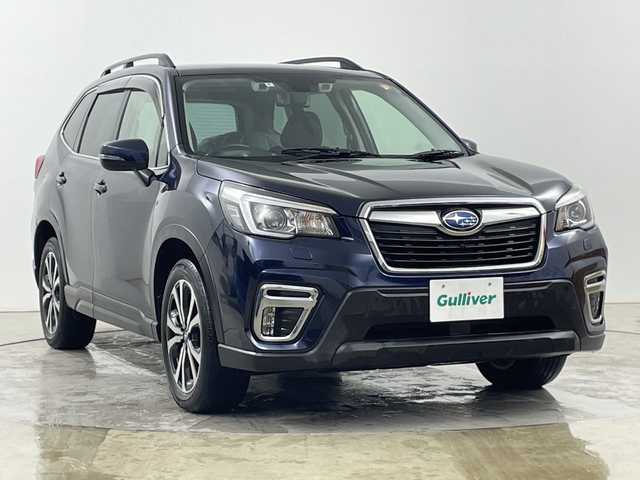 スバル フォレスター プレミアム 道央・札幌 2018(平30)年 5.5万km ダークブルーパール ・４ＷＤ　/アイサイト　/・社外７インチメモリナビ　/・レーダークルーズコントロール　/・ＬＥＤオートライト　/・フロント/リアフォグランプ/・ハーフレザーシート　/・メモリパワーシート　/・シートヒーター　/・ステアリングヒーター　/・スマートリアビューミラー/・ルーフレール/・アイドリングストップ/・ブラインドスポットモニター/・積込社外AW冬タイヤ