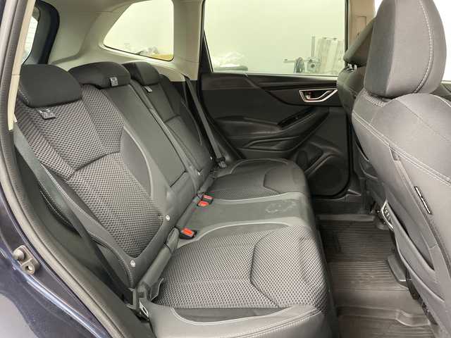 スバル フォレスター プレミアム 道央・札幌 2018(平30)年 5.5万km ダークブルーパール ・４ＷＤ　/アイサイト　/・社外７インチメモリナビ　/・レーダークルーズコントロール　/・ＬＥＤオートライト　/・フロント/リアフォグランプ/・ハーフレザーシート　/・メモリパワーシート　/・シートヒーター　/・ステアリングヒーター　/・スマートリアビューミラー/・ルーフレール/・アイドリングストップ/・ブラインドスポットモニター/・積込社外AW冬タイヤ