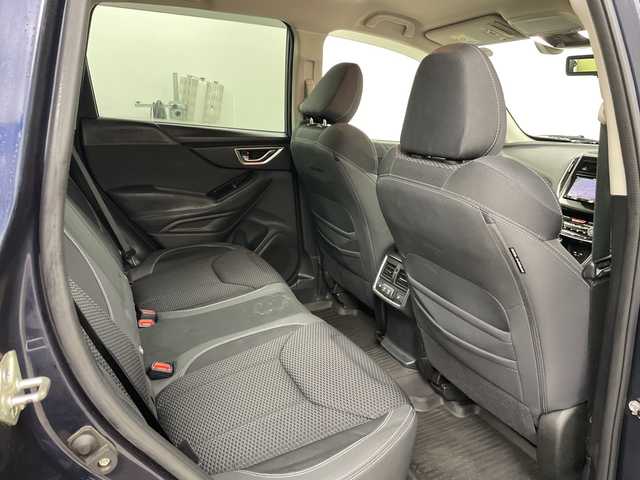 スバル フォレスター プレミアム 道央・札幌 2018(平30)年 5.5万km ダークブルーパール ・４ＷＤ　/アイサイト　/・社外７インチメモリナビ　/・レーダークルーズコントロール　/・ＬＥＤオートライト　/・フロント/リアフォグランプ/・ハーフレザーシート　/・メモリパワーシート　/・シートヒーター　/・ステアリングヒーター　/・スマートリアビューミラー/・ルーフレール/・アイドリングストップ/・ブラインドスポットモニター/・積込社外AW冬タイヤ