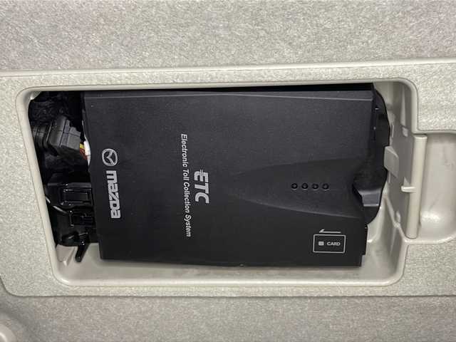 マツダ デミオ XD 広島県 2015(平27)年 4.3万km ソウルレッドプレミアムメタリック 純正ナビ　/バックカメラ　/フルセグTV　/クルーズコントロール　/オートライト　/衝突軽減ブレーキ　/スマートキー　/LEDヘッドランプ　/純正フロアマット　/Bluetooth　/ETC　/スマートキー　/横滑り防止/純正１５インチアルミホイール(185/65/R15)/エアバック（運転席/助手席/サイド/カーテン）