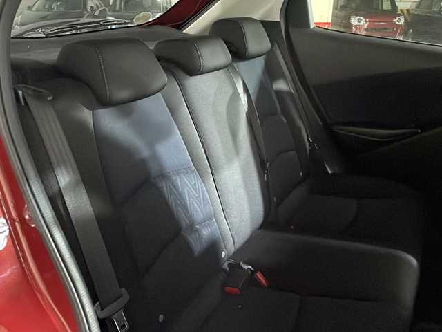 マツダ デミオ XD 広島県 2015(平27)年 4.3万km ソウルレッドプレミアムメタリック 純正ナビ　/バックカメラ　/フルセグTV　/クルーズコントロール　/オートライト　/衝突軽減ブレーキ　/スマートキー　/LEDヘッドランプ　/純正フロアマット　/Bluetooth　/ETC　/スマートキー　/横滑り防止/純正１５インチアルミホイール(185/65/R15)/エアバック（運転席/助手席/サイド/カーテン）