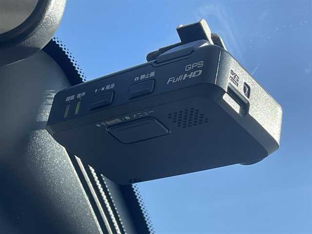 日産 セレナ X Vセレクション 福岡県 2018(平30)年 2.9万km シャイニングブルー ・純正ナビ　/・フルセグ　/・全周囲カメラ　/・クルーズコントロール　/・エマージェンシーブレーキ　/・パーキングソナー　/・LDW/・両側パワースライドドア　/・パーキングアシスト　/・ＥＴＣ　/・ＬＥＤオートライト　/・アイドリングストップ/・ステアリングリモコン/・スマートキー/プッシュスタート/・電格ミラー