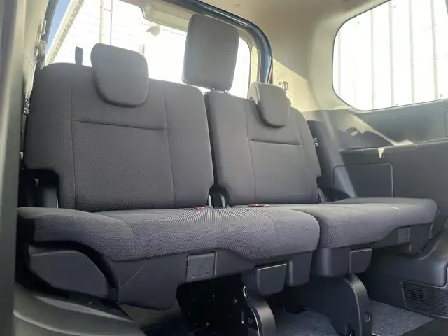 日産 セレナ X Vセレクション 福岡県 2018(平30)年 2.9万km シャイニングブルー ・純正ナビ　/・フルセグ　/・全周囲カメラ　/・クルーズコントロール　/・エマージェンシーブレーキ　/・パーキングソナー　/・LDW/・両側パワースライドドア　/・パーキングアシスト　/・ＥＴＣ　/・ＬＥＤオートライト　/・アイドリングストップ/・ステアリングリモコン/・スマートキー/プッシュスタート/・電格ミラー