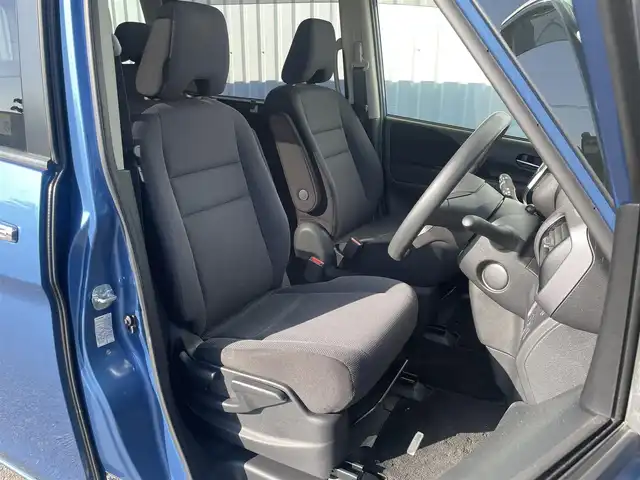 日産 セレナ X Vセレクション 福岡県 2018(平30)年 2.9万km シャイニングブルー ・純正ナビ　/・フルセグ　/・全周囲カメラ　/・クルーズコントロール　/・エマージェンシーブレーキ　/・パーキングソナー　/・LDW/・両側パワースライドドア　/・パーキングアシスト　/・ＥＴＣ　/・ＬＥＤオートライト　/・アイドリングストップ/・ステアリングリモコン/・スマートキー/プッシュスタート/・電格ミラー