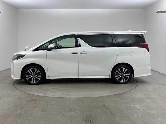 トヨタ アルファード S 兵庫県 2019(平31)年 6.9万km ホワイトパールクリスタルシャイン ・社外9インチナビ/CD/DVD/TV/SD/BT/・バックカメラ/・ETC/・社外前後ドライブレコーダー/・両側パワースライドドア/・トヨタセーフティセンス/・クリアランスソナー/・レーントレーシングアラート/・パーキングサポートブレーキ/・プリクラッシュセーフティ/・ロードサインアシスト/・ナノイー/・レーダークルーズコントロール/・オートマチックハイビーム/・オートライト/・スマートキー/・LEDヘッドライト/・LEDフォグランプ