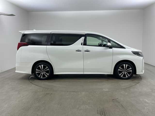 トヨタ アルファード S 兵庫県 2019(平31)年 6.9万km ホワイトパールクリスタルシャイン ・社外9インチナビ/CD/DVD/TV/SD/BT/・バックカメラ/・ETC/・社外前後ドライブレコーダー/・両側パワースライドドア/・トヨタセーフティセンス/・クリアランスソナー/・レーントレーシングアラート/・パーキングサポートブレーキ/・プリクラッシュセーフティ/・ロードサインアシスト/・ナノイー/・レーダークルーズコントロール/・オートマチックハイビーム/・オートライト/・スマートキー/・LEDヘッドライト/・LEDフォグランプ