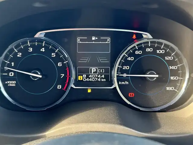 スバル フォレスター S－リミテッド 山形県 2016(平28)年 4.4万km クリスタルブラックシリカ 禁煙車/純正SDナビ（CD/DVD/Bluetooth/フルセグ）/クルーズコントロール/バックカメラ/横滑り防止装置/パドルシフト/衝突軽減ブレーキ/前席パワーシート/全席シートヒーター/ドライブレコーダー/ETC/衝突被害軽減ブレーキ/レーンキープアシスト/レーダークルーズコントロール/横滑り防止装置/パドルシフト/フォグランプ/アイドリングストップ/スマートキー