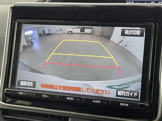 トヨタ エスクァイア ハイブリッド Gi プレミアムパッケージ 福岡県 2018(平30)年 6.5万km ホワイトパールクリスタルシャイン 純正９型ナビ（フルセグＴＶ）　/バックカメラ　/前方ドラレコ　/クルーズコントロール　/衝突被害軽減ブレーキ　/レーンキープ　/両電動スライドドア　/ハーフレザー　/シートヒーター　/ステアリングヒーター　/ＬＥＤライト