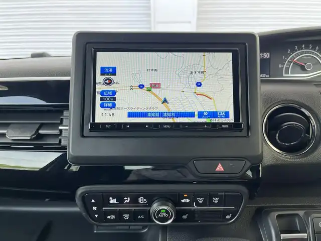 ホンダ Ｎ ＢＯＸ カスタム L 高知県 2022(令4)年 3.5万km プラチナホワイトパール 社外ナビ/　Bluetooth/AM/FM/AUX/ホンダセンシング/ETC/両側パワースライドドア/ドライブレコーダー/バックカメラ/クルーズコントロール/プッシュスタート/スマートキー/ベンチシート/LEDヘッドライト/コーナーセンサー/純正14インチアルミホイール/フロアマット/オートマチックハイビーム/運転席/助手席シートヒーター/運転席/助手席シートバックテーブル/カーテンエアバッグ/衝突被害軽減システム/盗難防止装置