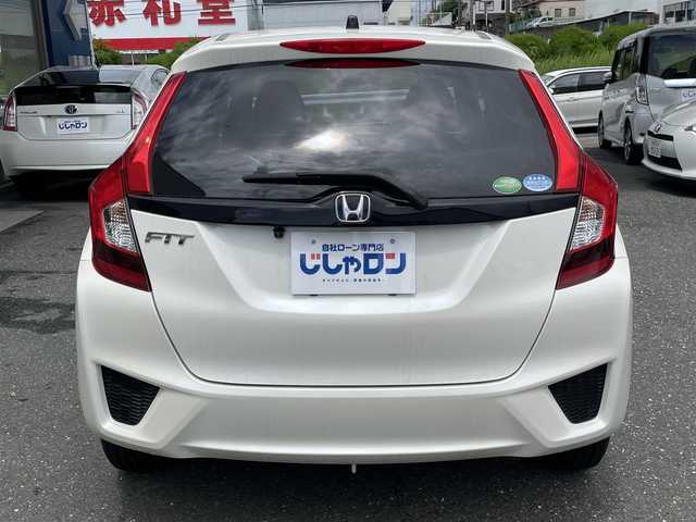 ホンダ フィット 13G Lパッケージ 愛知県 2015(平27)年 4.6万km プレミアムホワイトパール (株)IDOMが運営する【じしゃロン豊川店】の自社ローン専用車両になります。こちらは現金またはオートローンご利用時の価格です。自社ローンご希望の方は別途その旨お申付け下さい/ 純正ディーラーナビ/　◯ CD再生機能/ ETC/ バックカメラ/ プッシュスタート/ ドライブレコーダー/ ウインカーミラー/ ドアバイザー/ 純正フロアマット
