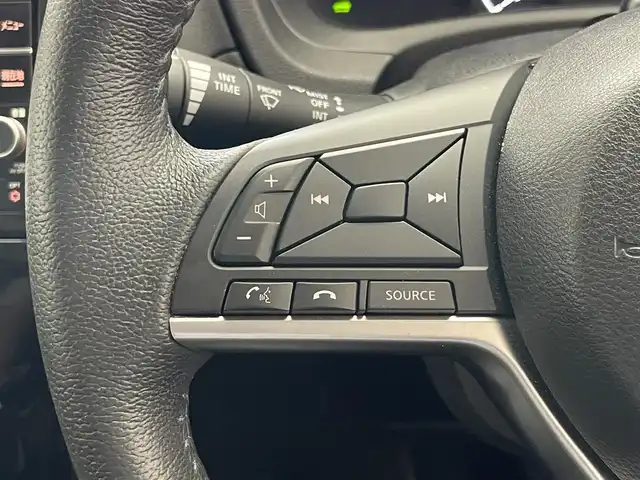 日産 ノート e－パワー メダリスト 愛知県 2018(平30)年 3.2万km スーパーブラック 純正ナビ　フルセグＴＶ　Ｂｌｕｅｔｏｏｔｈ　全方位カメラ　デジタルインナーミラー　エマージェンシーブレーキ　衝突軽減　車線逸脱　追従クルコン　ＬＥＤオートライト　コーナーセンサー　フォグランプ　禁煙車