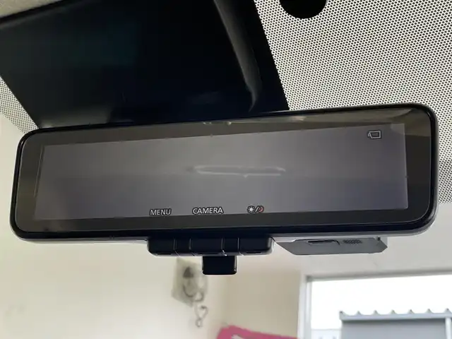 日産 ノート e－パワー メダリスト 愛知県 2018(平30)年 3.2万km スーパーブラック 純正ナビ　フルセグＴＶ　Ｂｌｕｅｔｏｏｔｈ　全方位カメラ　デジタルインナーミラー　エマージェンシーブレーキ　衝突軽減　車線逸脱　追従クルコン　ＬＥＤオートライト　コーナーセンサー　フォグランプ　禁煙車