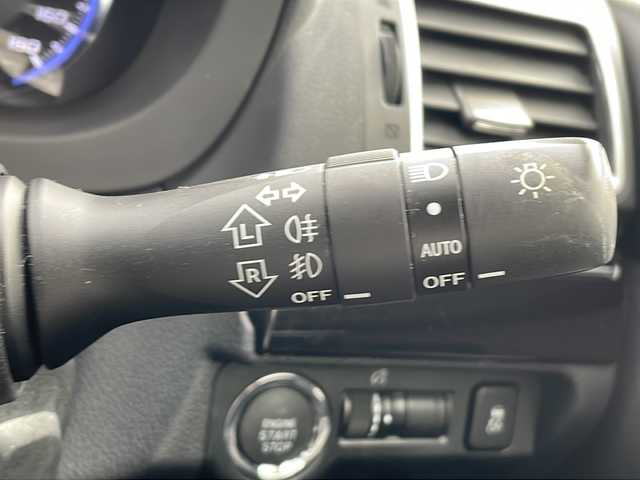 スバル レヴォーグ 1．6GT アイサイト プラウドED 富山県 2016(平28)年 2.7万km クリスタルホワイトP 4WD/純正ナビ（CN-R502D）/フルセグ/Bluetooth/バックカメラ/ETC/アイサイト/衝突被害軽減ブレーキ/レーダークルーズコントロール/レーンキープアシスト/ダウンヒルアシストコントロール/アイドリングストップ/LEDヘッドライト/純正AW/純正フロアマット