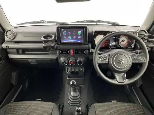 スズキ ジムニー XC 新潟県 2020(令2)年 2.9万km シルキーシルバーメタリック 4WD/社外８インチメモリナビ/フルセグ/　CD/DVD/SD/USB/Bluetooth/前席シートヒーター/スマートキー/セーフティサポート/レーンキープアシスト/ドライブレコーダー/革巻きステアリング/クルーズコントロール/電動格納式ミラー/純正アルミ１６インチ/オートエアコン