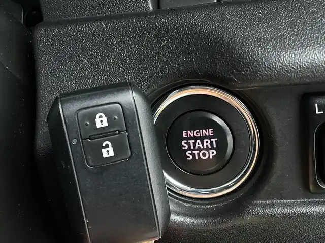 スズキ ジムニー XC 新潟県 2020(令2)年 2.9万km シルキーシルバーメタリック 4WD/社外８インチメモリナビ/フルセグ/　CD/DVD/SD/USB/Bluetooth/前席シートヒーター/スマートキー/セーフティサポート/レーンキープアシスト/ドライブレコーダー/革巻きステアリング/クルーズコントロール/電動格納式ミラー/純正アルミ１６インチ/オートエアコン