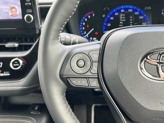 トヨタ カローラツーリング ハイブリッド ダブルバイビー 千葉県 2022(令4)年 0.1万km ブラックマイカ １オーナー　９インチナビ　バックカメラ　地デジ　２．０ＥＴＣ　セーフティセンス　シートヒーター　ステアリングヒーター　ドラレコ　ＬＥＤライト　オートライト　１７インチＡＷ　ＢＳＭ スマートキー