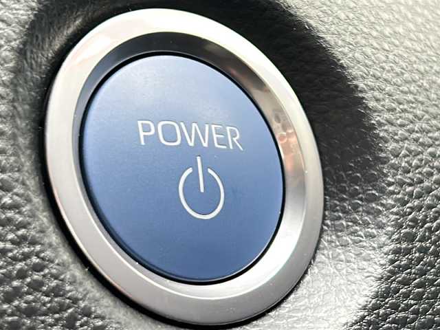 トヨタ カローラツーリング ハイブリッド ダブルバイビー 千葉県 2022(令4)年 0.1万km ブラックマイカ １オーナー　９インチナビ　バックカメラ　地デジ　２．０ＥＴＣ　セーフティセンス　シートヒーター　ステアリングヒーター　ドラレコ　ＬＥＤライト　オートライト　１７インチＡＷ　ＢＳＭ スマートキー