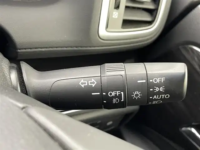 ホンダ オデッセイ ハイブリッド アブソルート ホンダセンシング 熊本県 2018(平30)年 8.2万km プラチナホワイトパール 純正ナビ（ＣＤ・ＤＶＤ・フルセグ・ＢＴ・ＳＤ・ｉｐｏｄ・HDMI）/バックカメラ　/純正前方ドライブレコーダー　/ビルトインＥＴＣ2.0　/両側パワースライドドア　/ホンダセンシング/・衝突軽減ブレーキ/・レーダークルーズコントロール/・先行車発進お知らせ機能/・路外逸脱制御機能/・レーンキープアシスト/・標識認識機能/横滑り防止/運転席パワーシート/ハーフレザーシート/純正フロアマット/純正１７インチAW/オートライト/LEDヘッドライト/フォグライト/スマートキー/プッシュスタート/保証書/取扱説明書