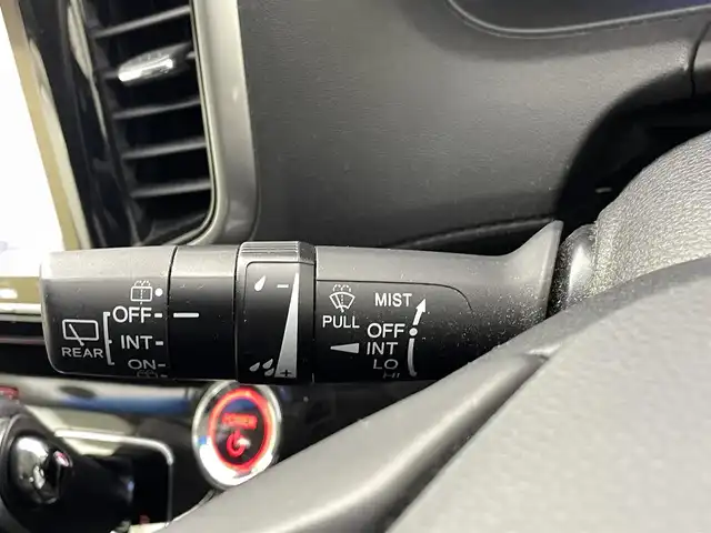 ホンダ オデッセイ ハイブリッド アブソルート ホンダセンシング 熊本県 2018(平30)年 8.2万km プラチナホワイトパール 純正ナビ（ＣＤ・ＤＶＤ・フルセグ・ＢＴ・ＳＤ・ｉｐｏｄ・HDMI）/バックカメラ　/純正前方ドライブレコーダー　/ビルトインＥＴＣ2.0　/両側パワースライドドア　/ホンダセンシング/・衝突軽減ブレーキ/・レーダークルーズコントロール/・先行車発進お知らせ機能/・路外逸脱制御機能/・レーンキープアシスト/・標識認識機能/横滑り防止/運転席パワーシート/ハーフレザーシート/純正フロアマット/純正１７インチAW/オートライト/LEDヘッドライト/フォグライト/スマートキー/プッシュスタート/保証書/取扱説明書