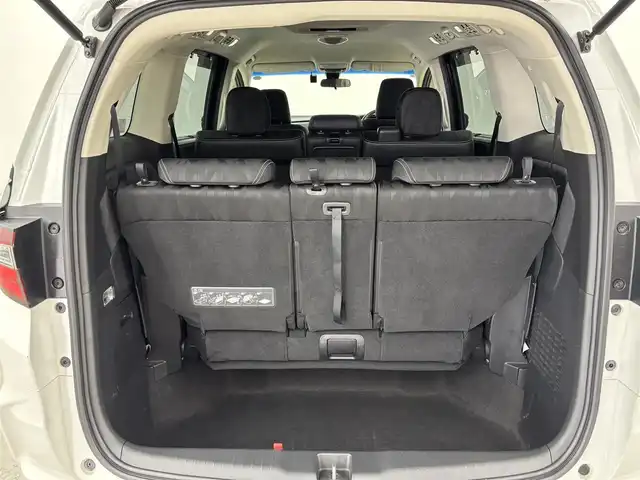 ホンダ オデッセイ ハイブリッド アブソルート ホンダセンシング 福岡県 2018(平30)年 8.2万km プラチナホワイトパール 純正９インチナビ／フルセグＴＶ／ＢＴ　/ＥＴＣ２．０　/ドライブレコーダー　/両側パワースライドドア　/バックカメラ/クルーズコントロール　/衝突軽減システム　/レーンキープ　/コーナーセンサー　/横滑り防止　/純正１７インチＡＷ