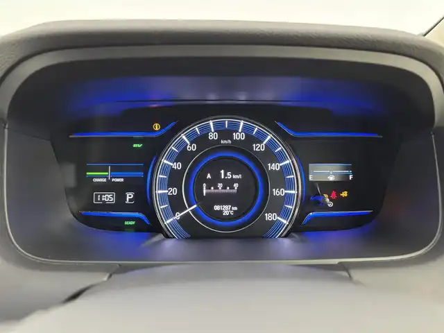 ホンダ オデッセイ ハイブリッド アブソルート ホンダセンシング 福岡県 2018(平30)年 8.2万km プラチナホワイトパール 純正９インチナビ／フルセグＴＶ／ＢＴ　/ＥＴＣ２．０　/ドライブレコーダー　/両側パワースライドドア　/バックカメラ/クルーズコントロール　/衝突軽減システム　/レーンキープ　/コーナーセンサー　/横滑り防止　/純正１７インチＡＷ