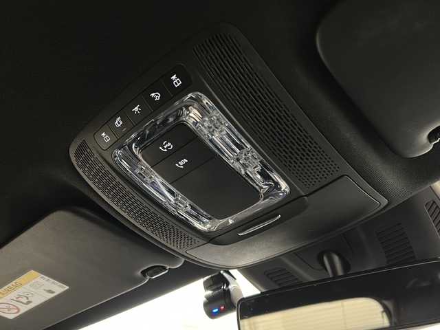 メルセデス・ベンツ Ｂ１８０ AMGライン 新潟県 2019(令1)年 2.3万km ポーラホワイト オプション/AMGライン/-スポーツコンフォートサスペンション/-AMGスタイリングパッケージ/-18インチアルミホイール/-ロゴ付きキャリパー/-ステンレスペダル/-ダイレクトステアリング/-本革巻スポーツステアリング/-レザーDINAMICAシート/-カーボン調トリム/-マルチビームLEDヘッドライト/-アクティブハイビームアシストプラス/レーダーセーフティパッケージ/-アクティブディスタンスアシストディストロニック/-アクティブブレーキアシスト/-PRE SAFE/-アクティブブラインドスポットアシスト/-アクティブレーンキープアシスト/-アクティブステアリングアシスト/ナビゲーションパッケージ/アドバンスドパッケージ/-360°カメラシステム/-ヘッドアップディスプレイ/-アドバンスドサウンドシステム/主要装備/ドライブレコーダー/ETC/パドルシフト/メモリ付きパワーシート/シートヒーター/パワーバックドア/置くだけ充電/LEDヘッドライト