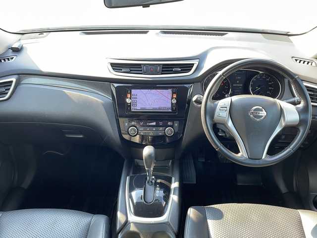 日産 エクストレイル 20X エマージェンシーブレーキ 熊本県 2015(平27)年 9.7万km ブリリアントホワイトパール (株)IDOMが運営する【じしゃロン熊本店】の自社ローン専用車両になります。こちらは現金またはオートローンご利用時の価格です。自社ローンご希望の方は別途その旨お申付け下さい　/4WD/純正ナビ（MP314D-W）/純正フリップダウンモニター/フルセグテレビ/DVD/CD/Bluetooth接続/ETC/シートヒーター/コーナーセンサー/オートライト/スマートキー