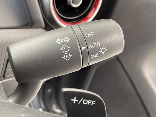 マツダ マツダ２ XD ブラックトーンエディション 愛知県 2023(令5)年 1.5万km ポリメタルグレーM 純正エアロ（シグネチャースタイル）/純正ナビ/・フルセグ/・Bluetooth/・CD/・DVD/・USB入力端子/全周囲カメラ/追従クルコン/ビルドインＥＴＣ/ブラインドスポットモニター/衝突軽減ブレーキ/クリアランスソナー/レーンキープアシス/前後ドライブレコーダー/ヘッドアップディスプレイ/オートライト/オートマチックハイビーム/LEDヘッドライト