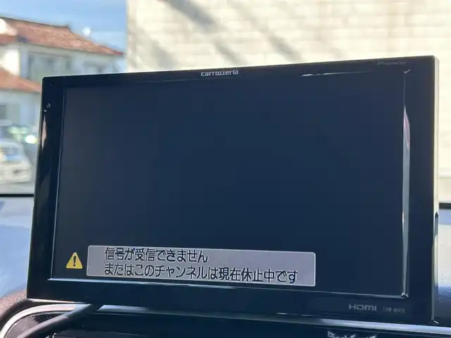 三菱 アウトランダー ＰＨＥＶ G プレミアムパッケージ 山形県 2016(平28)年 9.4万km アメジストブラック 4WD/純正SDナビ/フルセグTV/FM/AM/クルーズコントロール/全周囲カメラ/社外サス（純正有り）/ステアリングヒーター/黒革シート&シートヒーター/パワーバックドア/パドルソフト/衝突軽減ブレーキ/ドライブレコーダー/パドルシフト/バックカメラ/ETC/純正アルミ付き冬タイヤ積載/充電ケーブル
