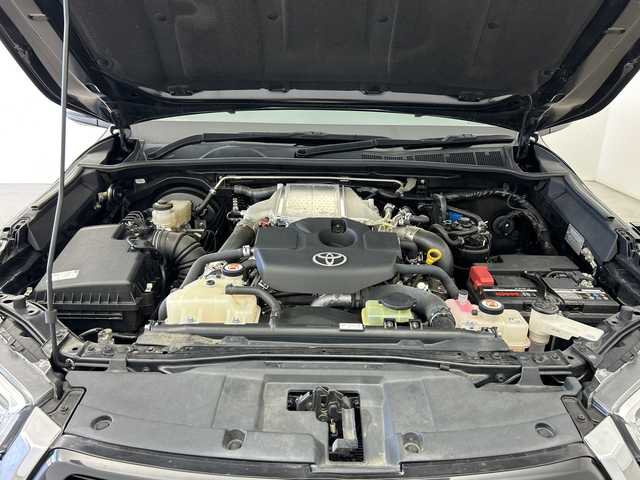 トヨタ ハイラックス Z 三重県 2021(令3)年 5.8万km アティチュードブラックマイカ /禁煙車 //TRD //RAYSホイール //純正ナビ //バックカメラ　//前後コーナーセンサー// トヨタセーフティーセンス //レーダークルーズコントロール //レーンキープアシスト //ETC //プッシュスタート //スマートキー