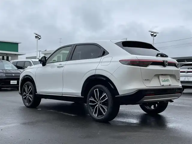 ホンダ ヴェゼル ハイブリッド e:HEV Z 東京都 2025(令7)年 0.1千km プラチナホワイトパール 登録済未使用車/純正ナビ/置型充電/BSM/ETC2.0/レーダークルーズコントロール/18インチ純正ホイール/純正LED/電動リアケート/シートヒーター/衝突被害軽減ブレーキ/盗難防止装置