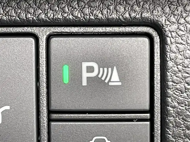 ホンダ ヴェゼル ハイブリッド e:HEV Z 東京都 2025(令7)年 0.1千km プラチナホワイトパール 登録済未使用車/純正ナビ/置型充電/BSM/ETC2.0/レーダークルーズコントロール/18インチ純正ホイール/純正LED/電動リアケート/シートヒーター/衝突被害軽減ブレーキ/盗難防止装置