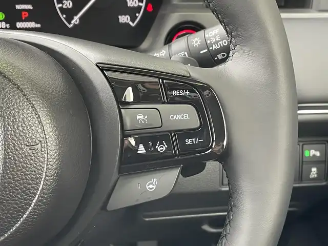 ホンダ ヴェゼル ハイブリッド e:HEV Z 東京都 2025(令7)年 0.1千km プラチナホワイトパール 登録済未使用車/純正ナビ/置型充電/BSM/ETC2.0/レーダークルーズコントロール/18インチ純正ホイール/純正LED/電動リアケート/シートヒーター/衝突被害軽減ブレーキ/盗難防止装置