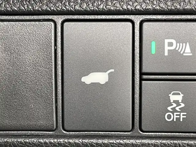 ホンダ ヴェゼル ハイブリッド e:HEV Z 東京都 2025(令7)年 0.1千km プラチナホワイトパール 登録済未使用車/純正ナビ/置型充電/BSM/ETC2.0/レーダークルーズコントロール/18インチ純正ホイール/純正LED/電動リアケート/シートヒーター/衝突被害軽減ブレーキ/盗難防止装置