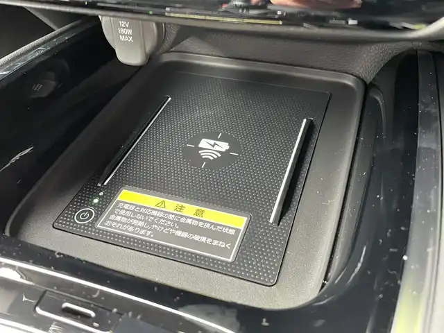 ホンダ ヴェゼル ハイブリッド e:HEV Z 東京都 2025(令7)年 0.1千km プラチナホワイトパール 登録済未使用車/純正ナビ/置型充電/BSM/ETC2.0/レーダークルーズコントロール/18インチ純正ホイール/純正LED/電動リアケート/シートヒーター/衝突被害軽減ブレーキ/盗難防止装置